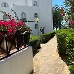 Apartman Garden 16 *