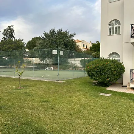 Garden 16 *