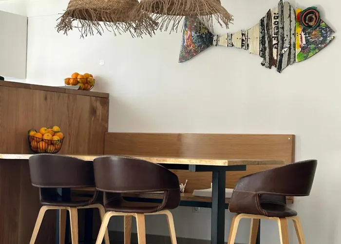 Apartment Garden 16 *