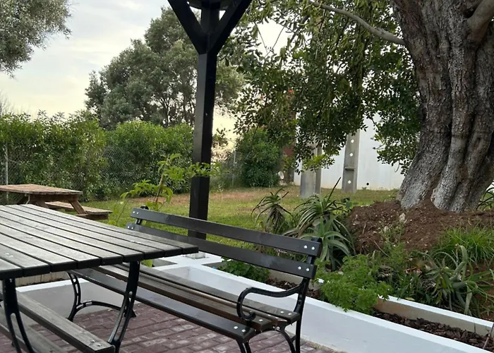 Apartment Garden 16 *