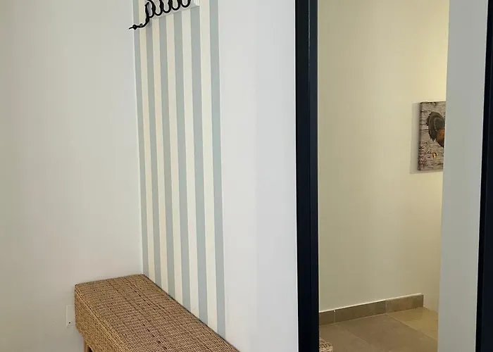 Garden 16 Apartment *